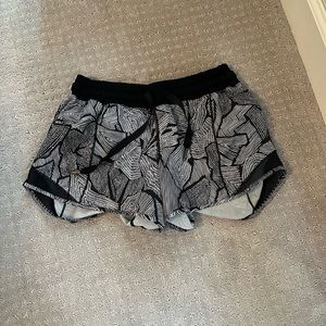 Lululemon, hotty hot shorts, size 4